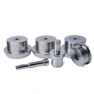 Matrices et moules de carbure de tungstène durables pour une résistance à l'usure accrue dans la fabrication de canettes