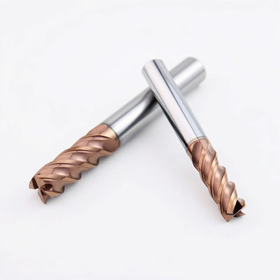 Fraise en bout carbure 4 dents pour acier à mouler jusqu'à 60 HRC